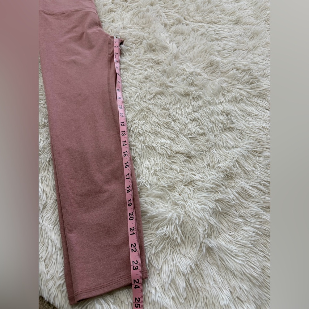 Vuori Clean Elevation Legging - Size M - Burnt Clay - Picture 7 of 9